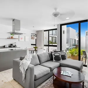 https://downtown-playa-condo.allrivieramayahotels.com